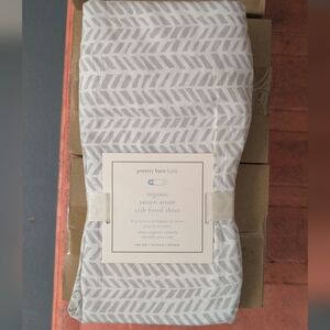 Pottery Barn Baby Gray Arrow Crib Sheet